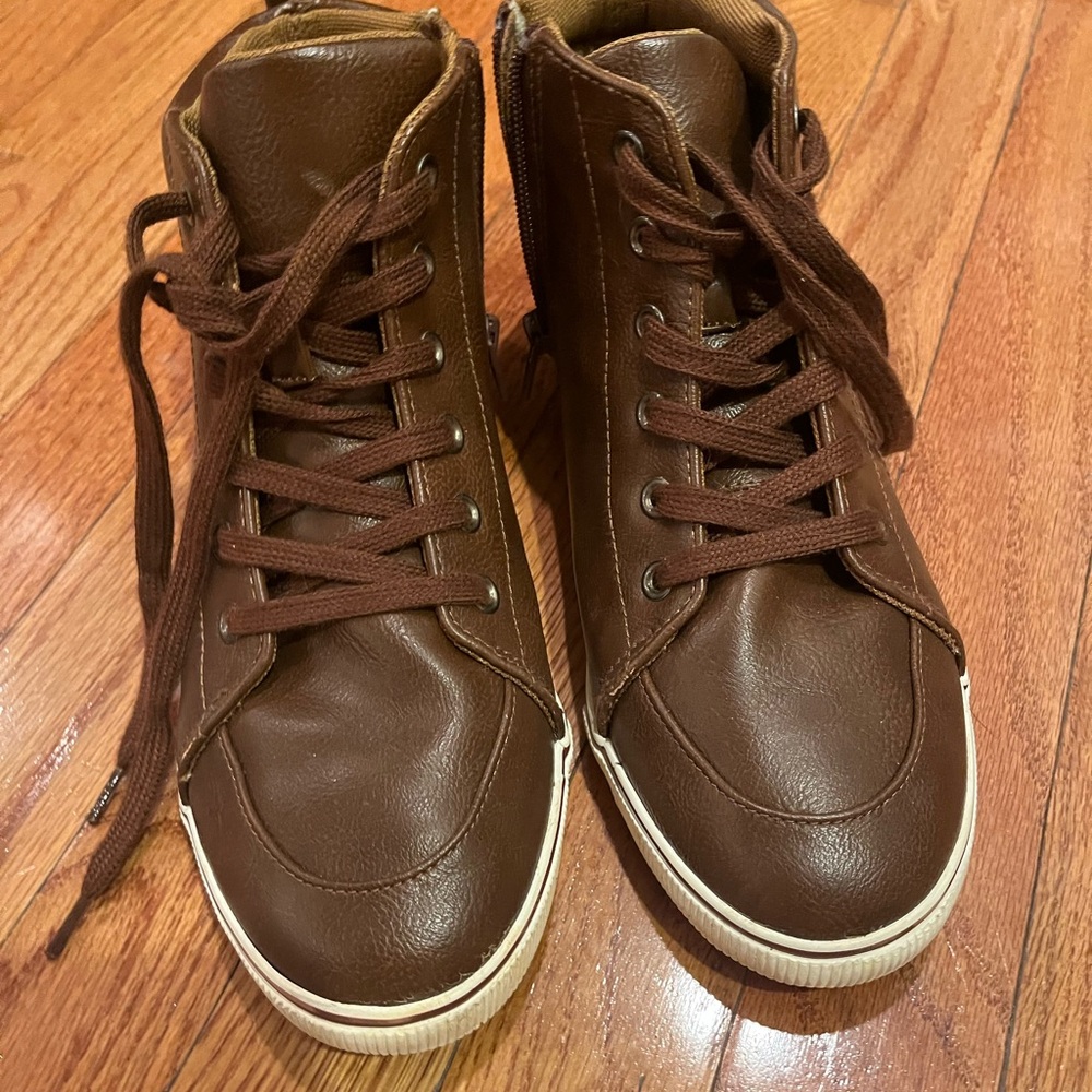 Cat & Jack Brown High-Top Sneakers